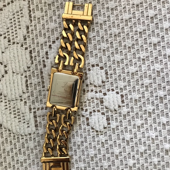 Guess Watch - Picture 2 of 4